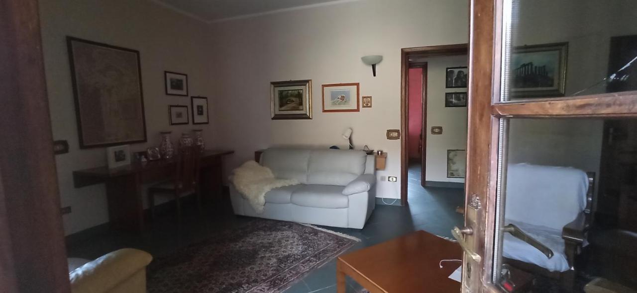 Casa Vincenzo 130 Mq Con Portico Ed Ingresso Esclusivo Dal Giardino Villa Felino Buitenkant foto