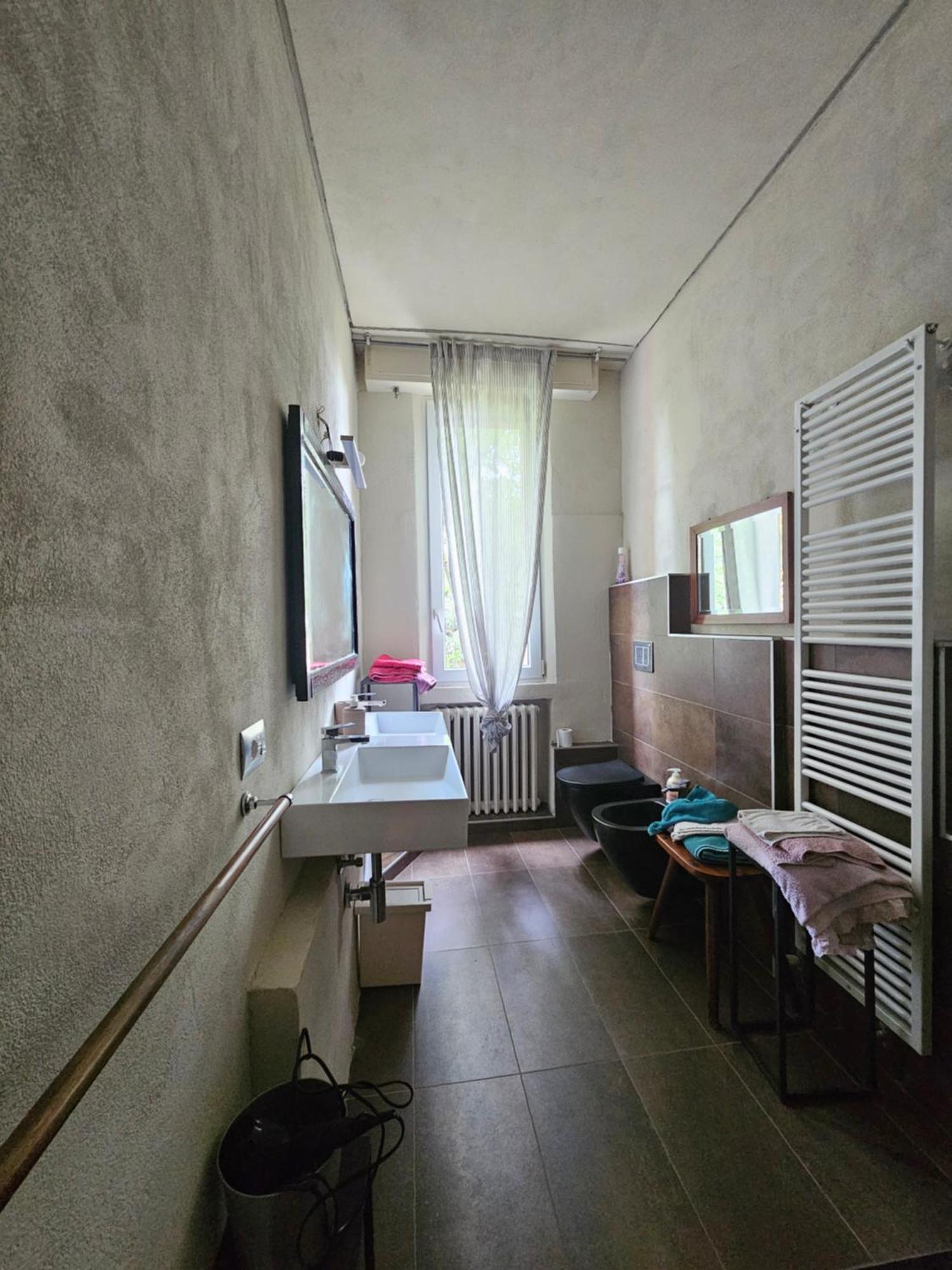 Casa Vincenzo 130 Mq Con Portico Ed Ingresso Esclusivo Dal Giardino Villa Felino Buitenkant foto