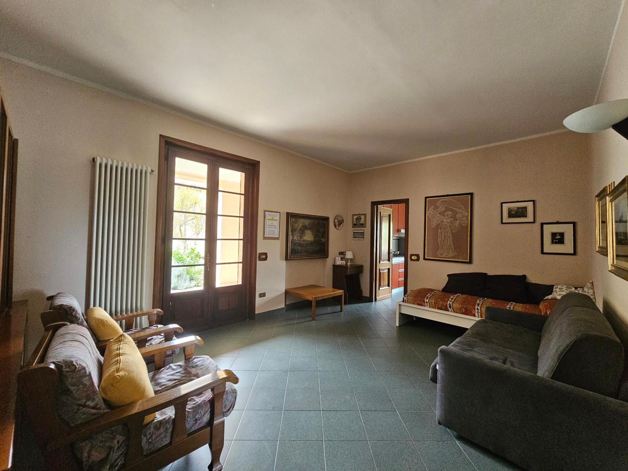 Casa Vincenzo 130 Mq Con Portico Ed Ingresso Esclusivo Dal Giardino Villa Felino Buitenkant foto